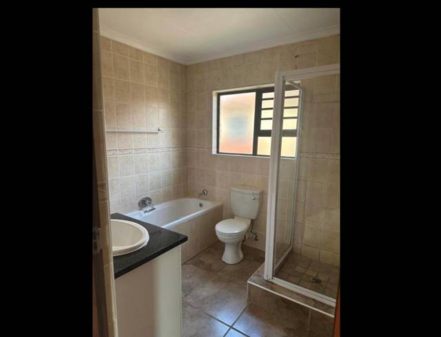 2 BEDROOM PROPERTY TO RENT IN FOURWAYS